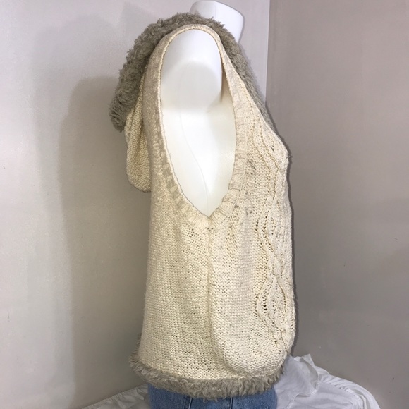 Old Navy Vintage Fur Trimmed Beige Sweater Vest - Picture 6 of 12